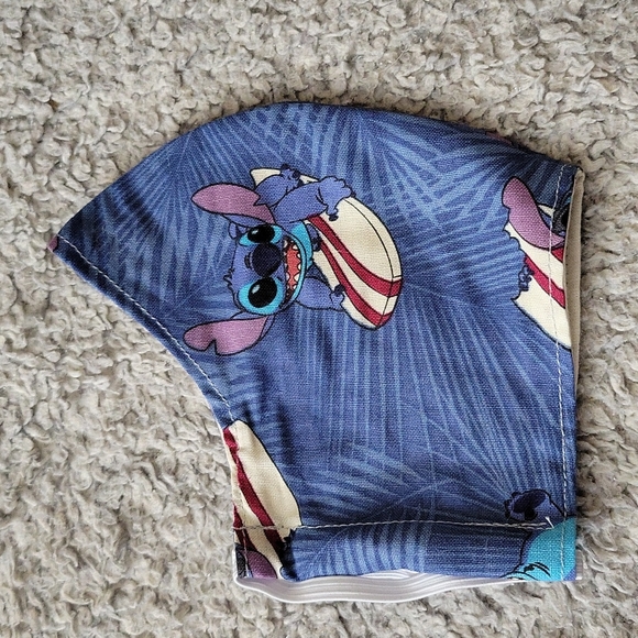 Disney Lilo and Stitch Face Mask - Picture 1 of 4